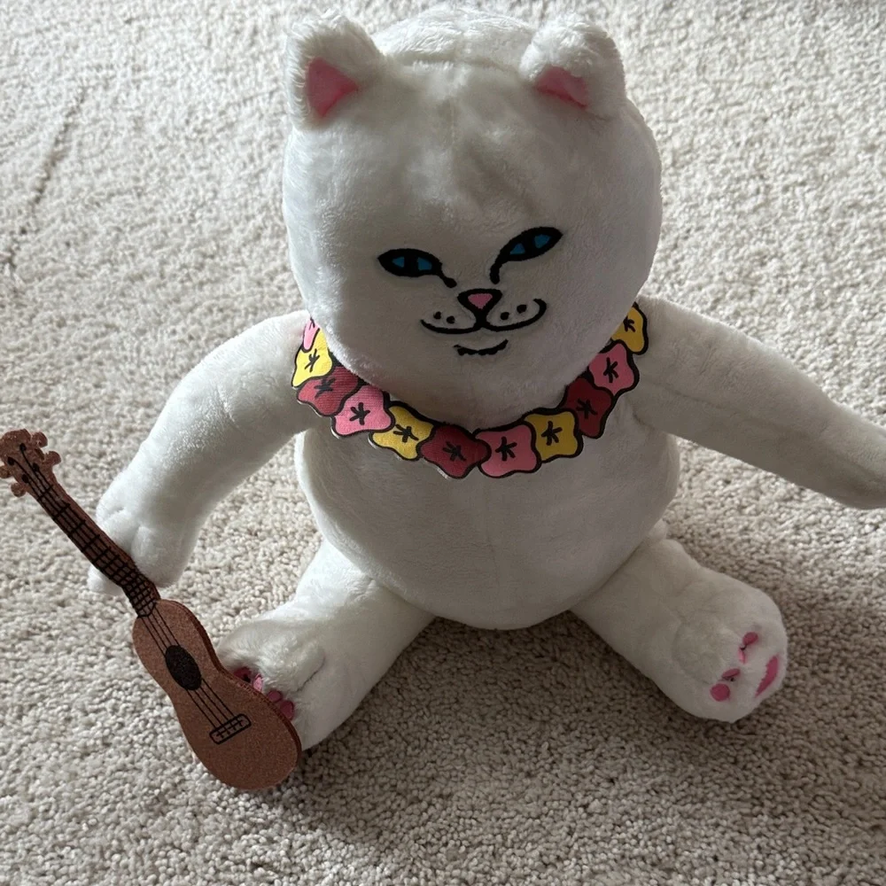 Lord Nermal White Plush  with Floral Collar